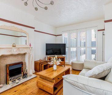 4 bedroom semi-detached house to rent - Photo 3