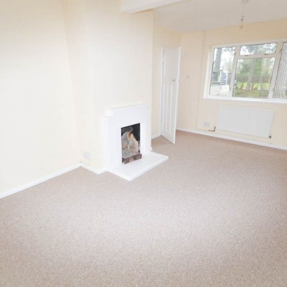 All Souls Farm Cottages, Uxbridge Road, George Green,SL3 - Photo 1