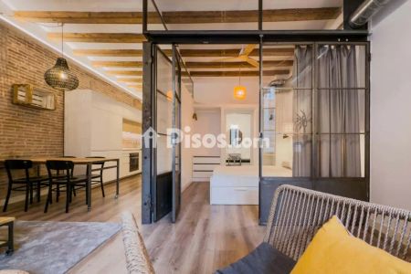 Piso en alquiler en Carrer del Peu de la Creu - Photo 2