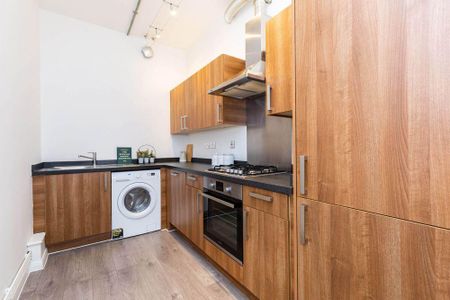 2 bedroom apartment to rent - Photo 3