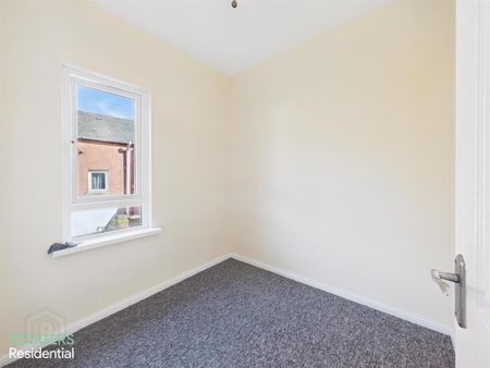 40 Parker Street, Belfast, BT5 4HN - Photo 4