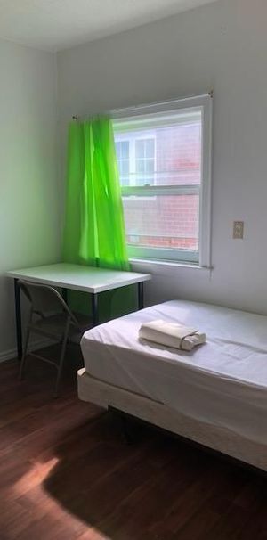 For Lease - 97 Byng Avenue, Toronto, Ontario - Photo 1