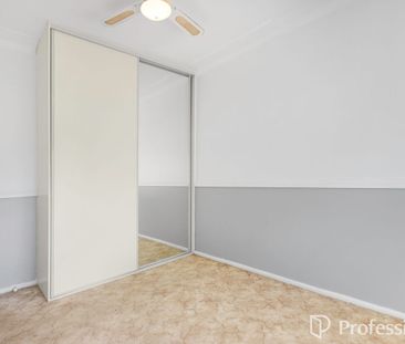 44 Tichbourne Crescent, Kooringal, NSW 2650 - Photo 1
