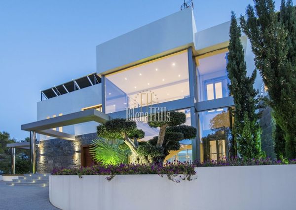 Modern seafront villa with incredible panoramic sea views in elite residential area of Altea, Alicante, Valencia