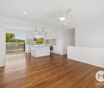 Dual Living Delight: Modern Family Home with Versatile Spaces in Ca... - Photo 4