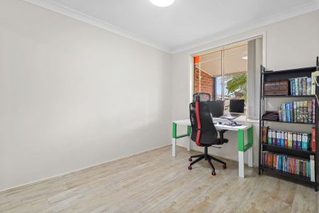 SINGLE LEVEL HOME - Photo 4