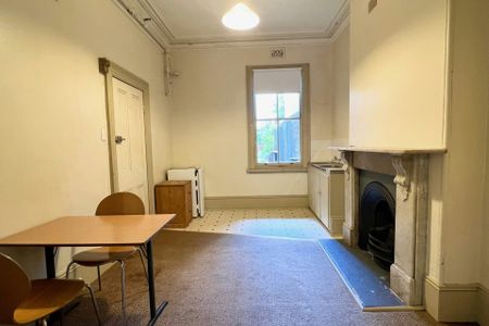 Boarding house furnished room for Lease - Photo 2