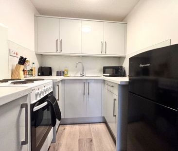 Joseph Way, Stratford-upon-Avon, CV37 - Photo 4