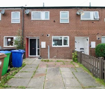 3 bedroom terraced house to rent - Photo 1
