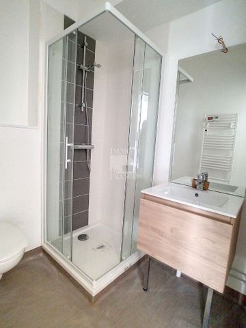 Location Appartement 4 pièces 77m² - Photo 5