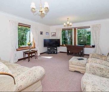 3 bedroom flat to rent - Photo 1