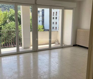 Location Appartement 3 pièces 65 m2 à Digne-les-Bains - Photo 1