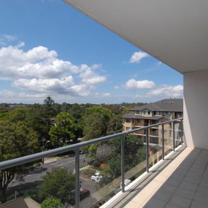 NORTH FACING - ON TOP OF THE WORLD - Photo 2