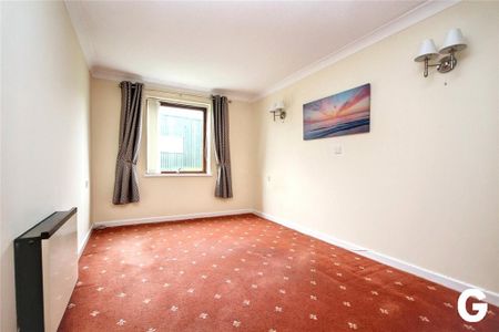 1 bedroom retirement property to rent - Photo 4