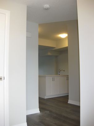 For Lease - 6705 CROPP Street Unit# 70, Niagara Falls, Ontario - Photo 1