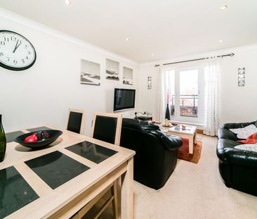 2 bedroom apartment to rent - Photo 3