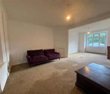 Kingswood Road, Tadworth, Surrey, KT20 5EE - Photo 6