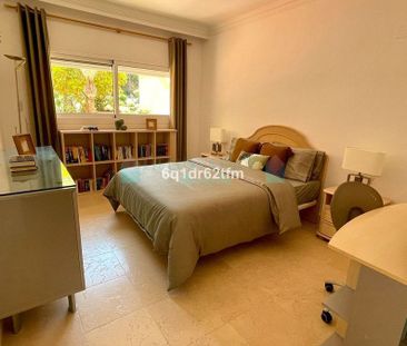 Ground Floor Apartment for rent in Nueva Andalucia - Photo 5