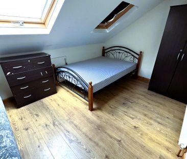 3 bedroom flat to rent - Photo 5