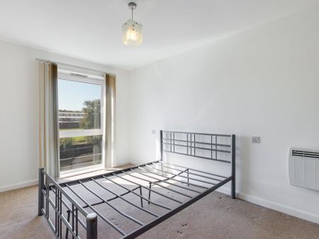 1 bedroom flat to rent - Photo 5
