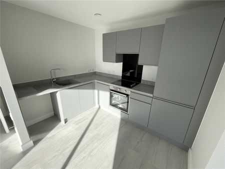 1 bedroom Flat To Rent - Photo 2