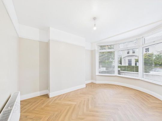 4 Holland Park, Belfast, BT5 6HB - Photo 1