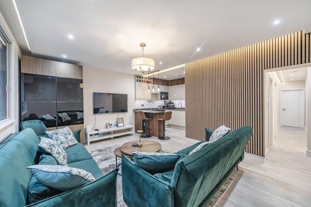 2 bedroom flat to rent - Photo 1