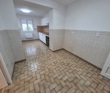 Location appartement 4 pièces - 92.42m² à Raillencourt-sainte-olle ... - Photo 2