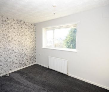 2 bedroom semi-detached house to rent - Photo 6