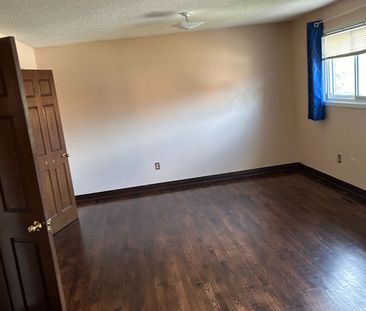For Lease - 17 Ashburn Crescent Unit# Upper, Vaughan, Ontario - Photo 6