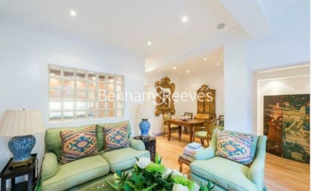 2 Bedroom house to rent in Holly Hill, Hampstead, NW3 - Photo 1