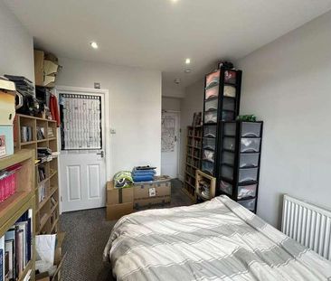 High Street, Banbury, OX16 - Photo 3