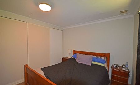 11 Albert Drive - Photo 3