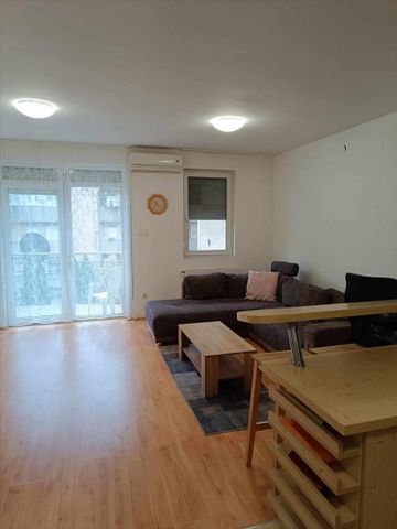 Kiadó jó állapotú lakás - Pécs - Fotó 5