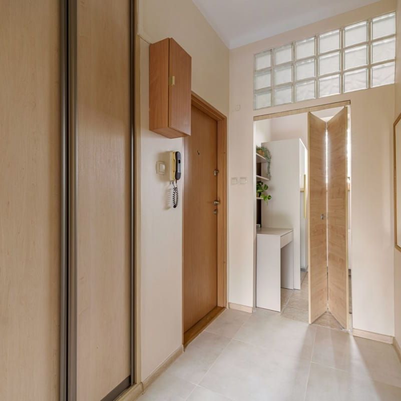 Mokotów / Łazienki Królewskie / Po remoncie 33 m² - Photo 1