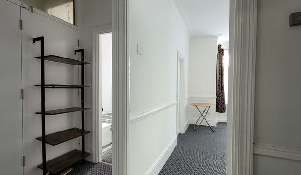 Lathom Road, East Ham, London E6 - Photo 1