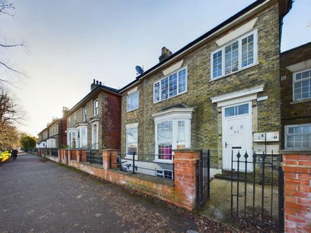 2 bedroom maisonette to rent - Photo 5