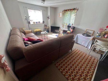 2 bedroom apartment to rent - Photo 4