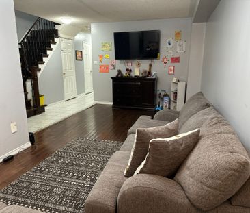 For Lease - 40 Ridgefield Court, Brampton, Ontario - Photo 2