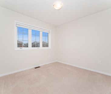 For Lease - 745 Farmstead Drive Unit# 4, Milton, Ontario - Photo 2