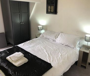 5 bedroom terraced house to rent - Photo 5