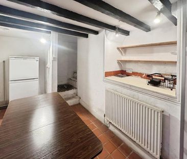 2 bedroom terraced house to rent - Photo 2