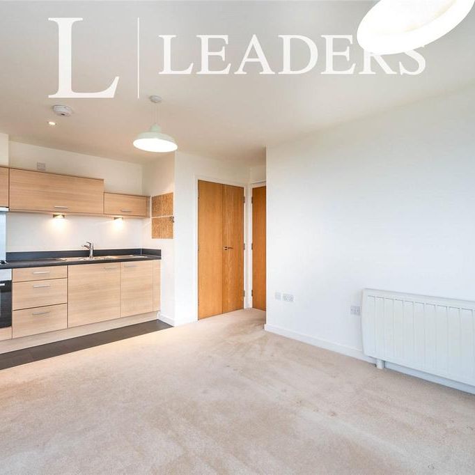 1 bedroom flat to rent - Photo 1