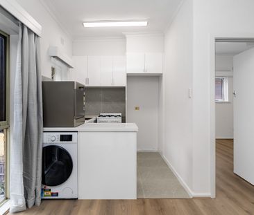 14/82 Campbell Road, Hawthorn East VIC 3123 - Apartment For Rent | ... - Photo 2