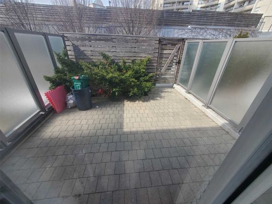 For Lease - 18 Graydon Hall Drive Unit# TH18C, Toronto, Ontario - Photo 1