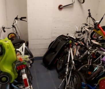 360° Tour / Großzügige, moderne 3-Zimmer-Altbauwohnung in guter, ze... - Foto 6