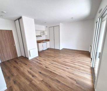 Location Appartement 2 pièces 42m² LES SABLES D’OLONNE 85340 - Photo 1
