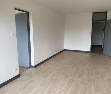 Location Appartement 3 pièces 65m² BERGERAC 24100 - Photo 2