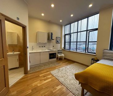 Executive Studio - Photo 4