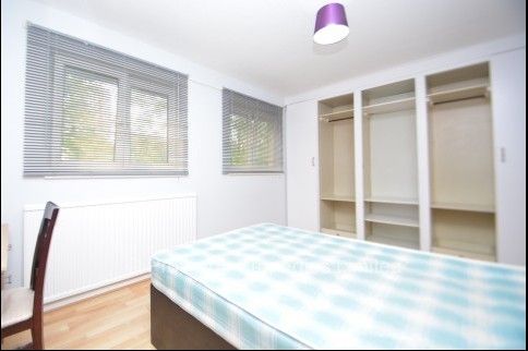 4 Bedroom House, City Centre, University Leeds - Photo 1